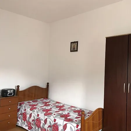 Lili's House Delvine