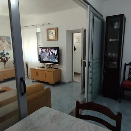 Lili's House