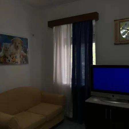 Lili's House