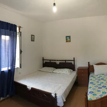 Lili's House