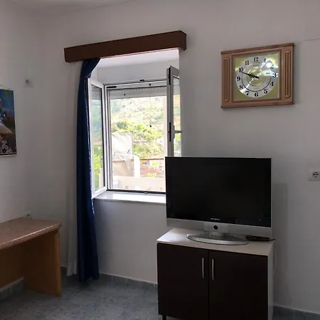 Lili's House * Delvine