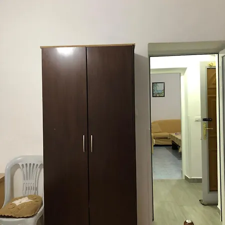 Lili's House بيت للعطل Delvine