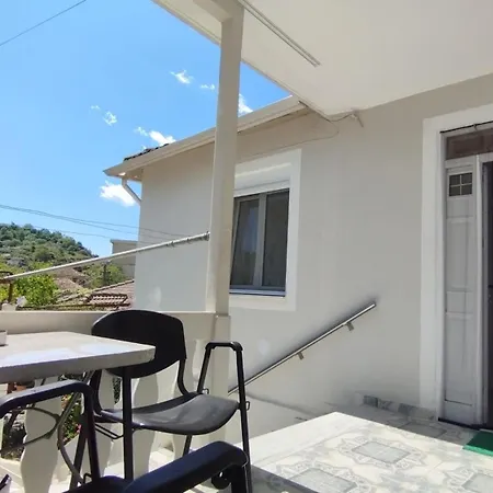 Lili's House Σπίτι διακοπών Delvine