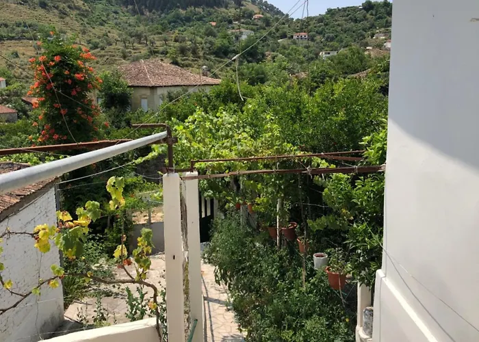 Lili's House Holiday home *